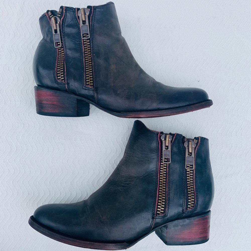 Freebird Clash Boots Black Sz 9